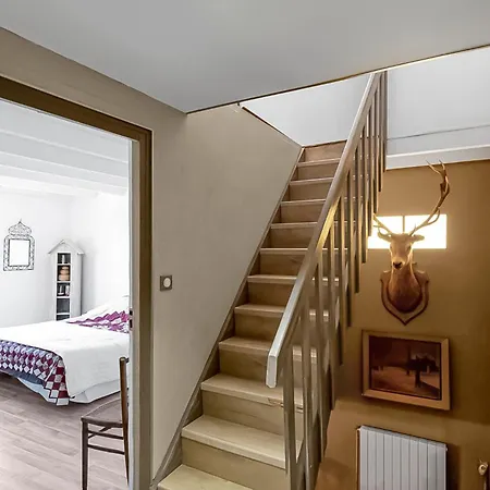 Moderne Avec Piscine A Vinassan