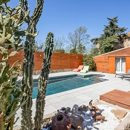 Moderne Avec Piscine A *