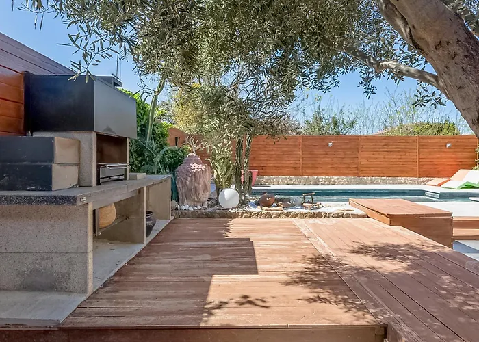 Moderne Avec Piscine A 방아쌍